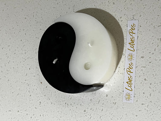 Yin and Yang Candle Set