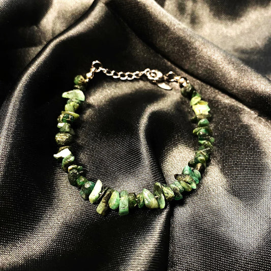 Emerald Chip Bracelet